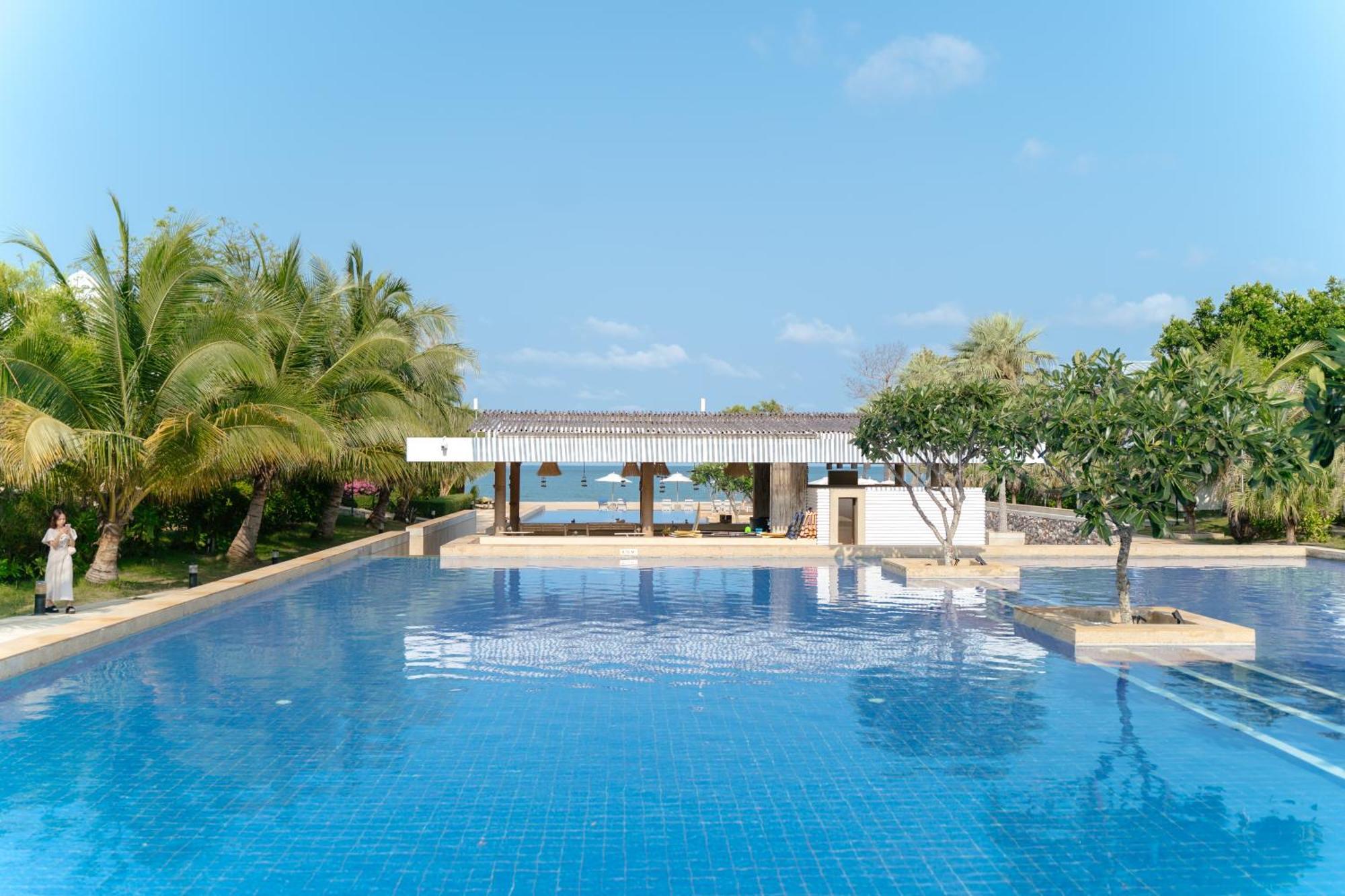 Sirarun Resort Ban Krut  Exterior photo